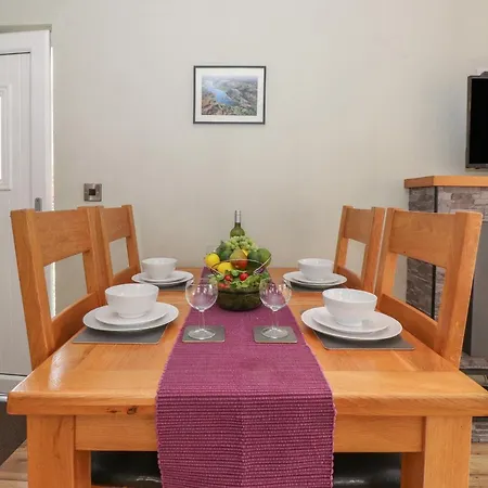 18 Crake Valley * Ulverston